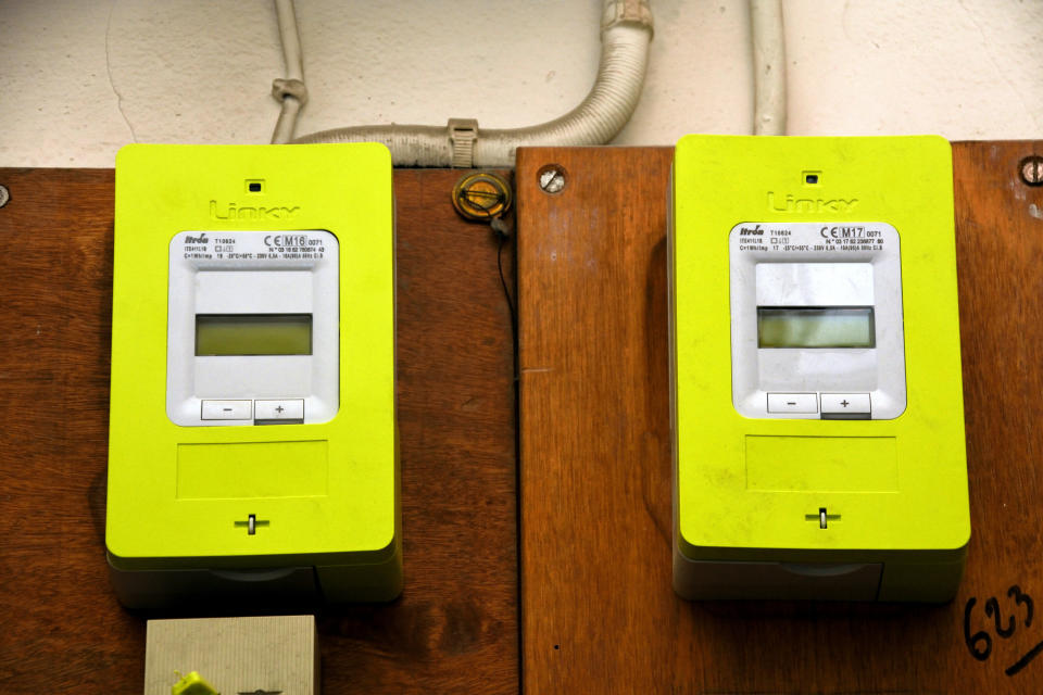 Des compteurs Linky dans un immeuble à Marseille (Photo by Gerard Bottino/SOPA Images/LightRocket via Getty Images)