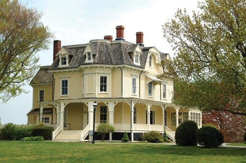 The Eisenhower House, the summer White House of former President Dwight D. Eisenhower, is just off the Bay Walk.