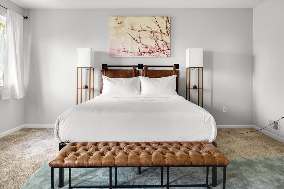 Interior of an Ann Arbor Graduate Homes bedroom