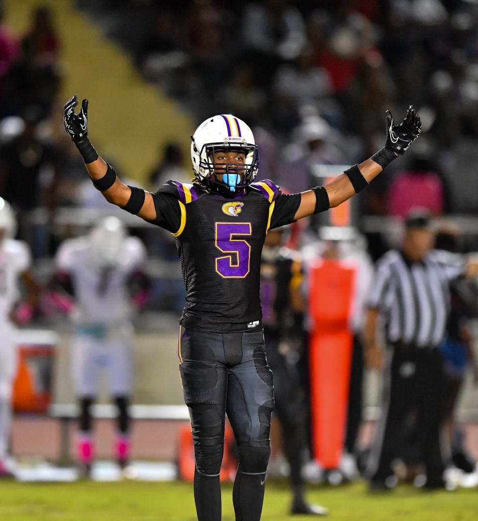 Fort Pierce Westwood vs. Fort Pierce Central in a high school football game, Friday, Oct. 20, 2023, at Lawnwood Stadium.