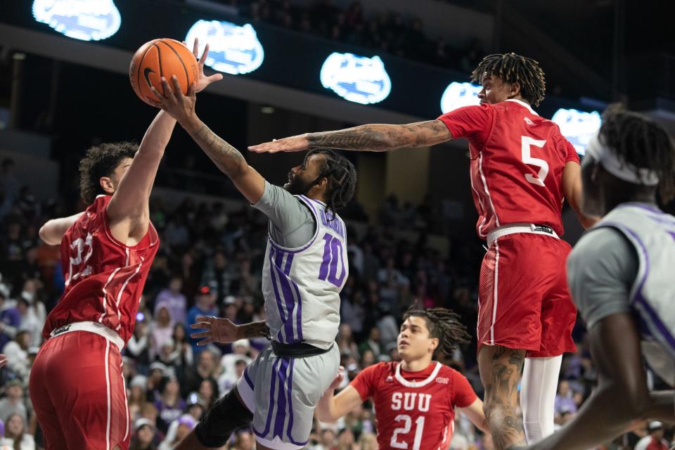GCU guard Jovan Blacksher Jr. (10) goes up for the shot at Grand Canyon University Arena in Phoenix on Feb. 10, 2024.
Nicole Mullen/The Republic