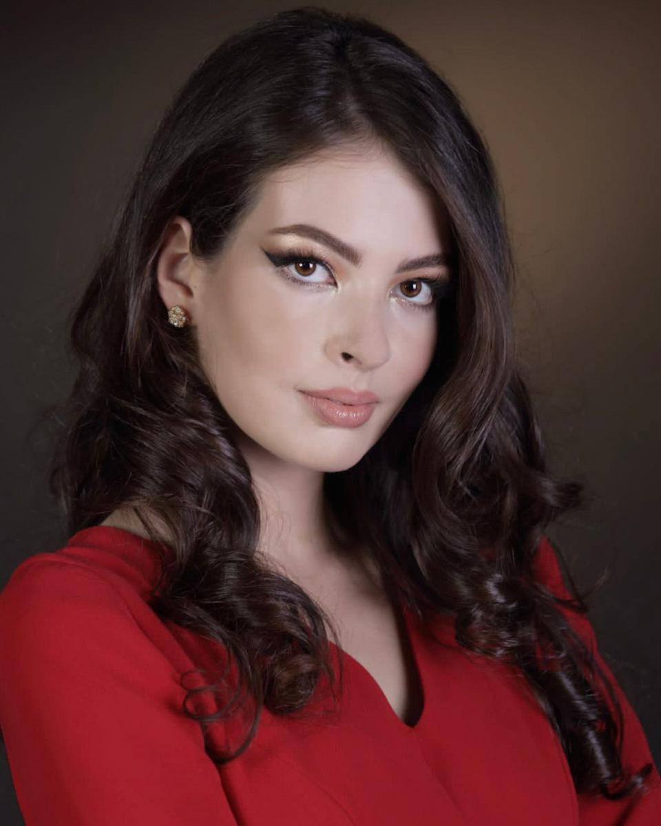 A headshot of Miss Romania 2021.