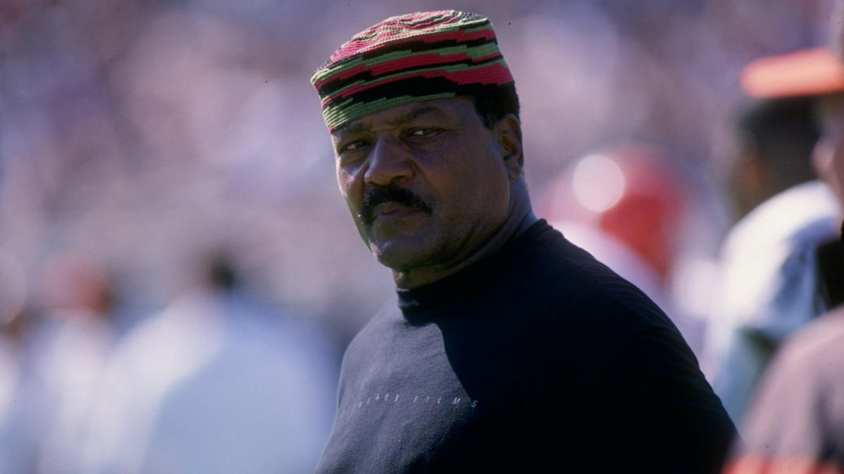 NFL Legend and Social Activist Jim Brown: A Life in Pictures - WSJ