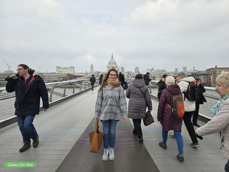 Samsung Galaxy S24 Ultra Millennium Bridge