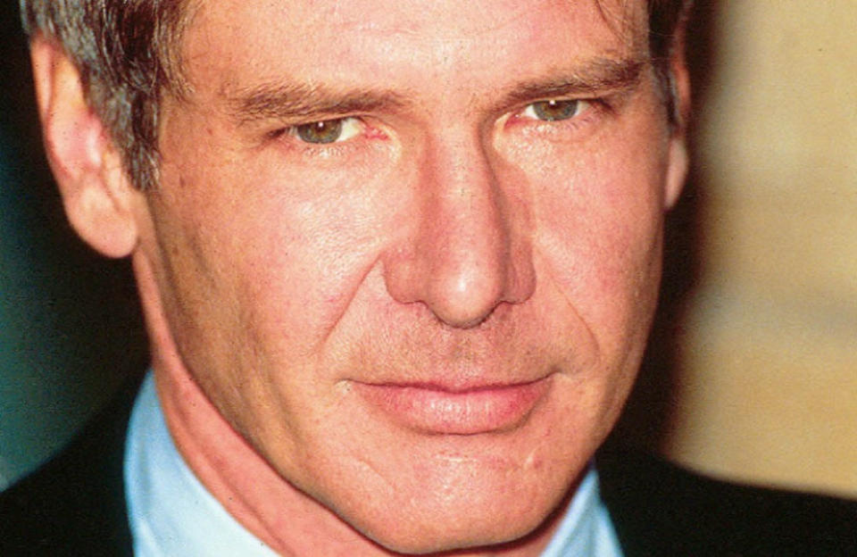 Connu pour ses rôles d'aventuriers, de Star Wars à Indiana Jones, Harrison Ford a passé la majorité de sa carrière à faire des cascades folles face aux caméras. Il s'est évidemment calmé avec l'âge mais il n'oubliera jamais les nombreuses fois où il s'est blessé à cause de sa bravoure.