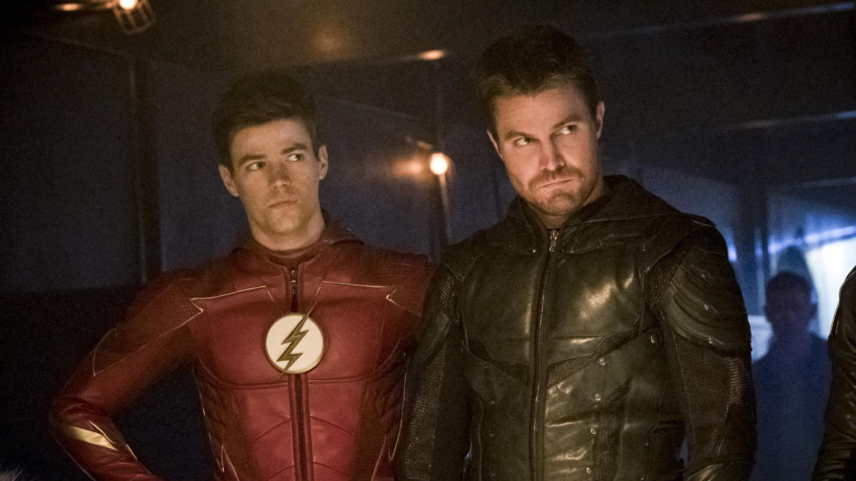  the flash arrow crossover barry allen oliver queen the cw 