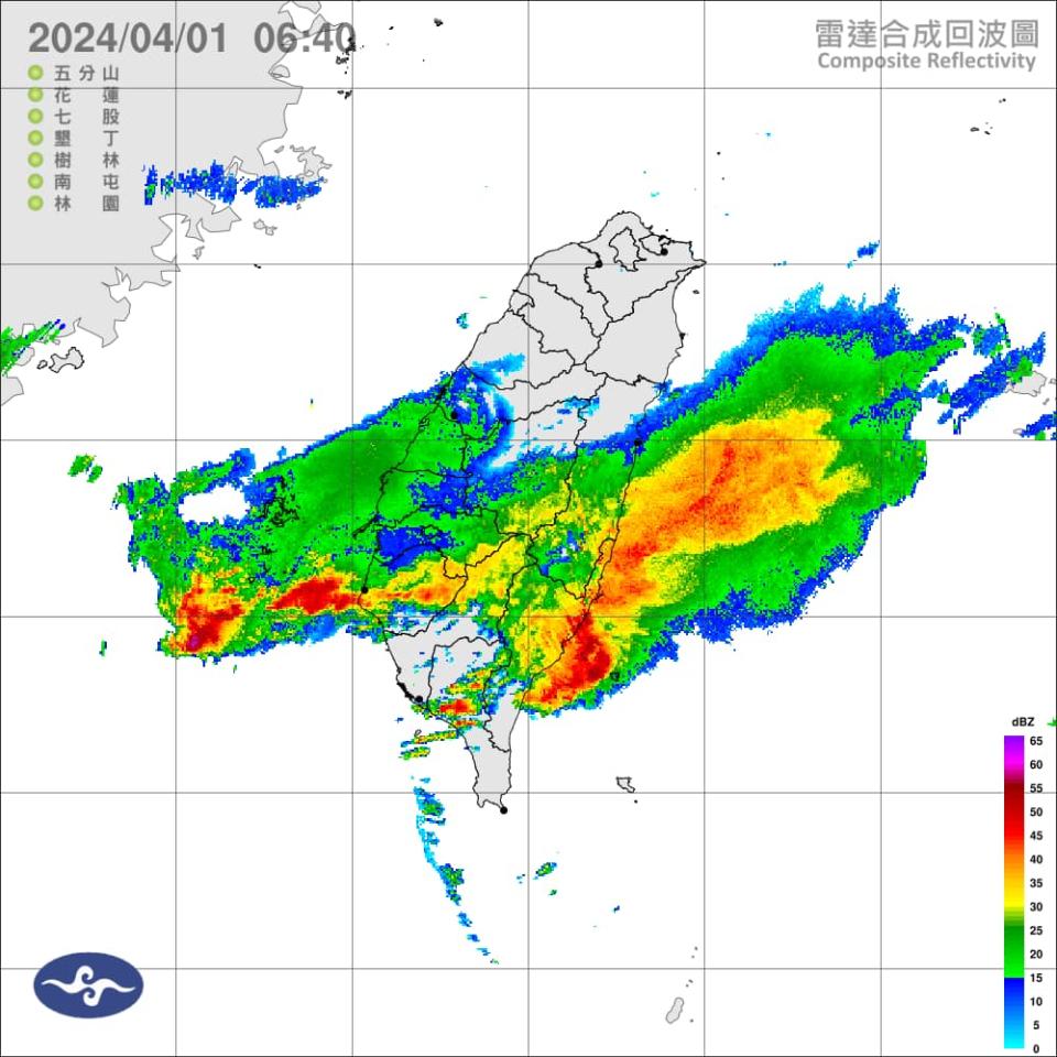 雨帶還在台灣上空！鄭明典貼「超厚雲層圖」示警：還有雷陣雨機率