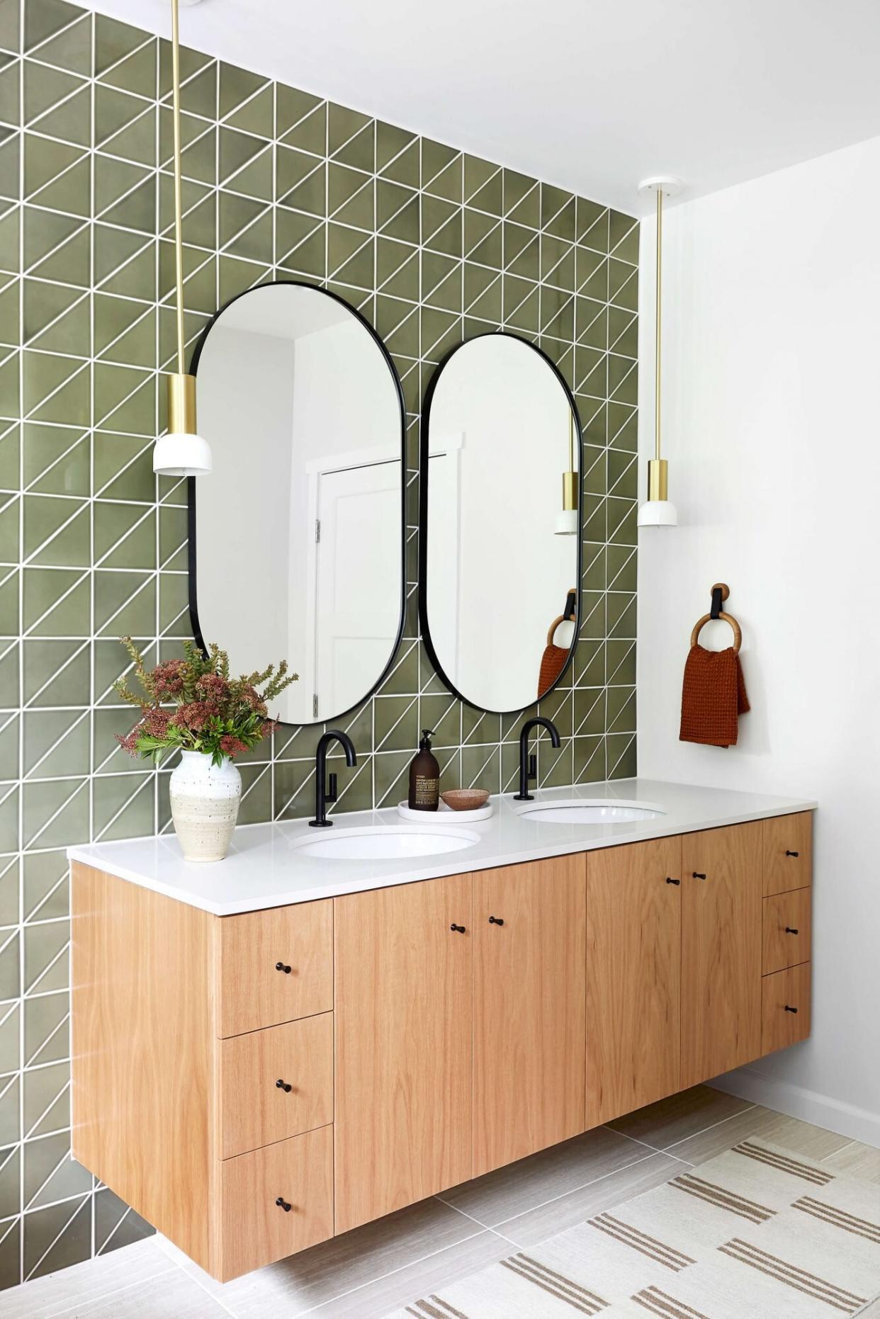 Space of Week, Green Tile Bathroom