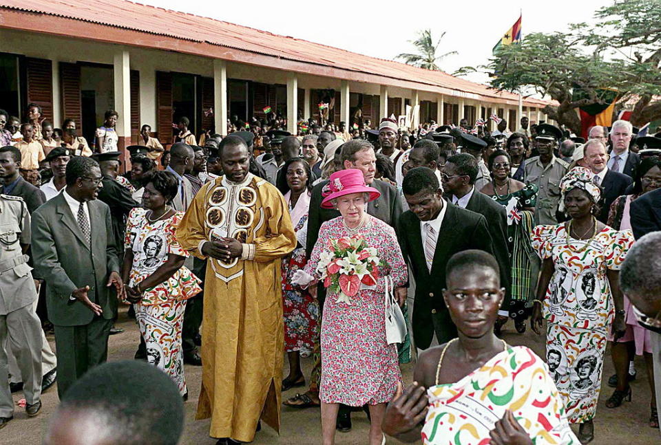 The Queen visiting the Wireless Cluster Junior School, Accra, Ghana on Nov. 8, 1999.<span class="copyright">Tim Graham Photo Library via Getty Images</span>