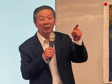 前參謀總長、國安會諮詢委員黃曙光2023.5.04前往國立海洋大學演講海權與潛艦，暢談國造潛艦與台海防衛戰略，不對稱作戰發展等議題。郭宏章攝。