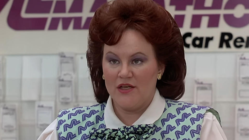 Edie McClurg in Planes, Trains and Automobiles