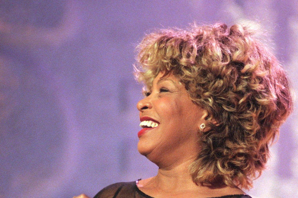 Tina Turner Her Most Iconic Outfits Through The Decades 5018