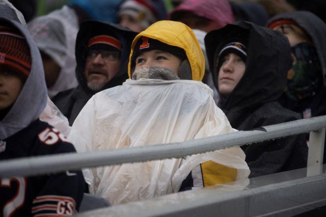 After sitting through freezing rain at Bears game, some fans warm to the  idea of a new stadium in Arlington Heights