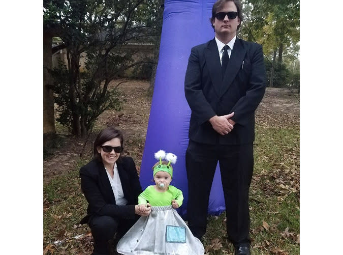 24 Family Halloween Costumes Everyone Can Get In On