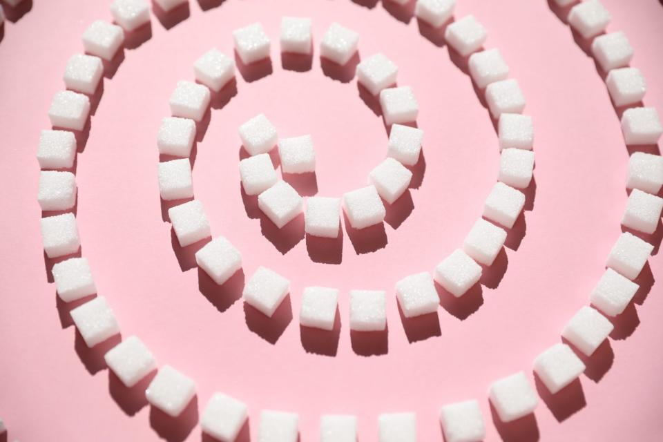 how-sugar-affects-mood: sugar cubes