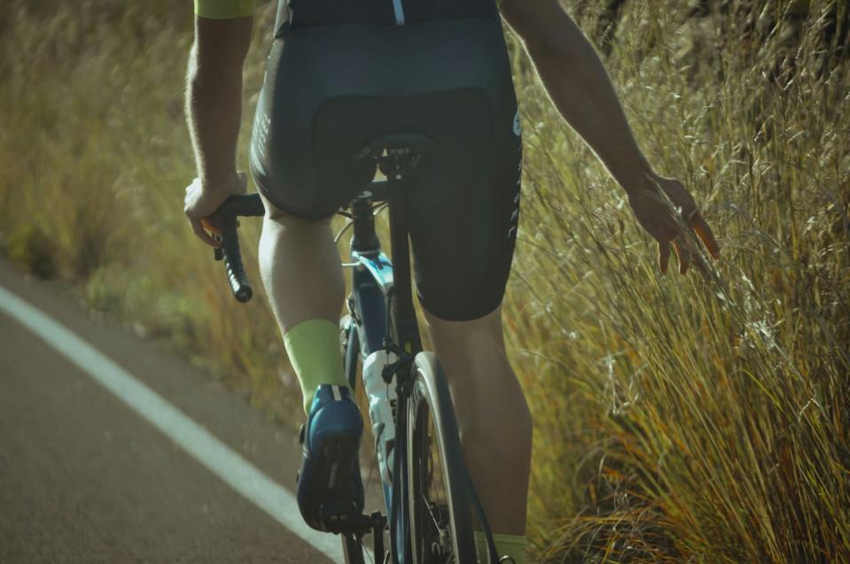 Cycling involves both dynamic and static exercise. <a href="https://unsplash.com/photos/man-in-black-shorts-riding-bicycle-on-road-during-daytime-vRuoDd-Qnq8" rel="nofollow noopener" target="_blank" data-ylk="slk:Judit Murcia/Unsplash;elm:context_link;itc:0;sec:content-canvas" class="link ">Judit Murcia/Unsplash</a>, <a href="http://creativecommons.org/licenses/by-sa/4.0/" rel="nofollow noopener" target="_blank" data-ylk="slk:CC BY-SA;elm:context_link;itc:0;sec:content-canvas" class="link ">CC BY-SA</a>