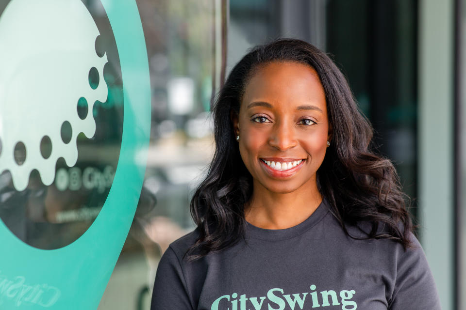 Through City Swing, Tari Cash is disrupting stereotypes surrounding golf.  (Photo: City Swing)