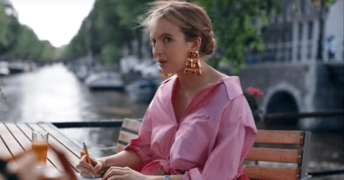 killing-eve-pink