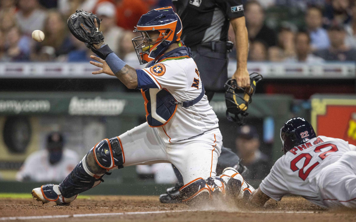 Mitch Garver Wasn't Catching Strikes. So He Changed His Catching Stance.