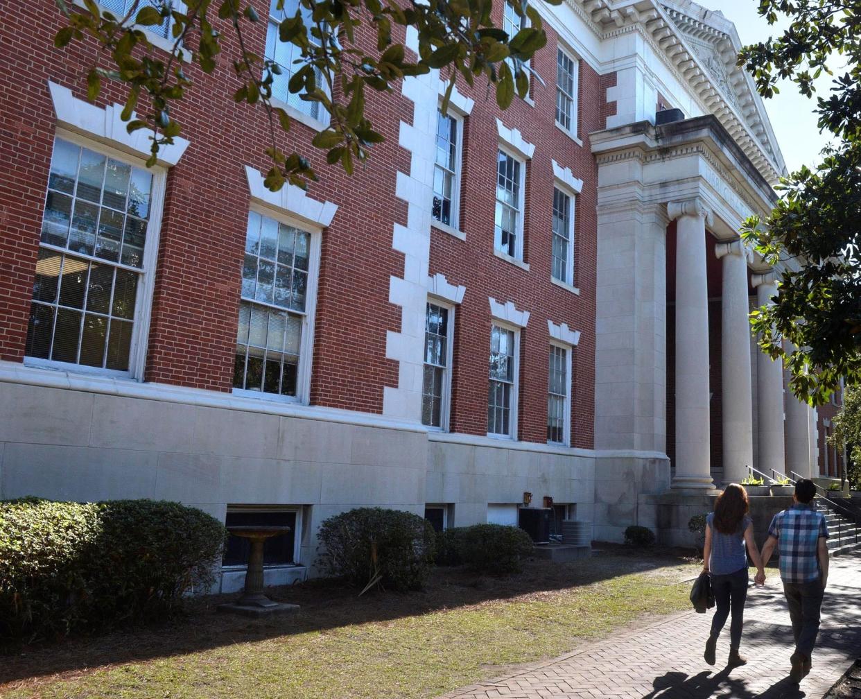 SCCPSS administration building at 208 Bull Street.