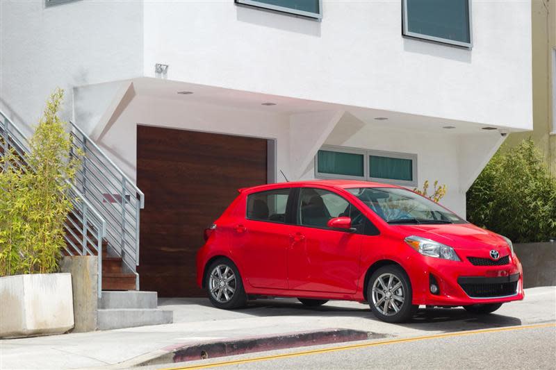 <b>Sub-compact car: <a href="http://autos.yahoo.com/toyota/yaris/2012/l-3-door-at/" data-ylk="slk:Toyota Yaris;elm:context_link;itc:0;sec:content-canvas" class="link ">Toyota Yaris</a></b><br><br> Runners-up:<br><a href="http://autos.yahoo.com/honda/fit/2012/5-spd-at/" data-ylk="slk:Honda Fit;elm:context_link;itc:0;sec:content-canvas" class="link ">Honda Fit</a><br> <a href="http://autos.yahoo.com/mazda/mazda2/2012/sport/" data-ylk="slk:Mazda Mazda2;elm:context_link;itc:0;sec:content-canvas" class="link ">Mazda Mazda2<br></a>