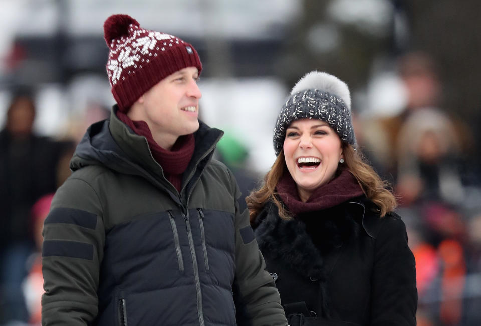 Nicht nur Kate, auch Prinz William trug beim Hockey-Spiel eine Bommelmütze. (Bild: Getty Images)