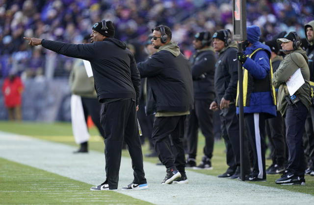 Baltimore Ravens shake early struggles, surge to 24-10 win over