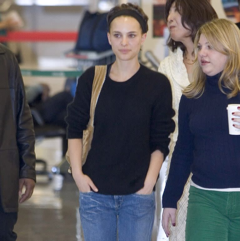 Celebrities at the Airport in the Early 2000s: The Photos