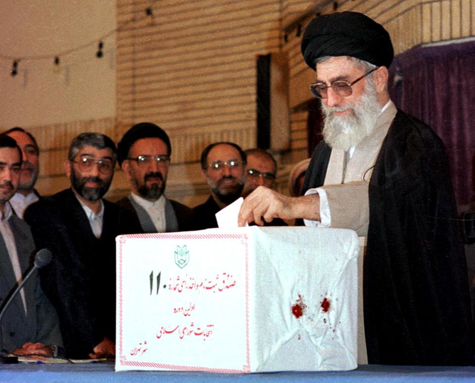 L'ayatollah Ali Khamenei n'a jamais été élu démocratiquement. (Photo ATTA KENARE / AFP)