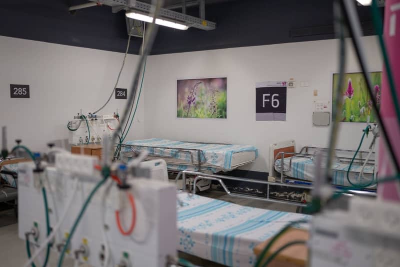 A view of Rambam Hospital's parking garage after it was converted into an emergency underground facility following an attack by the pro-Iranian Hezbollah movement. Ilia Yefimovich/dpa