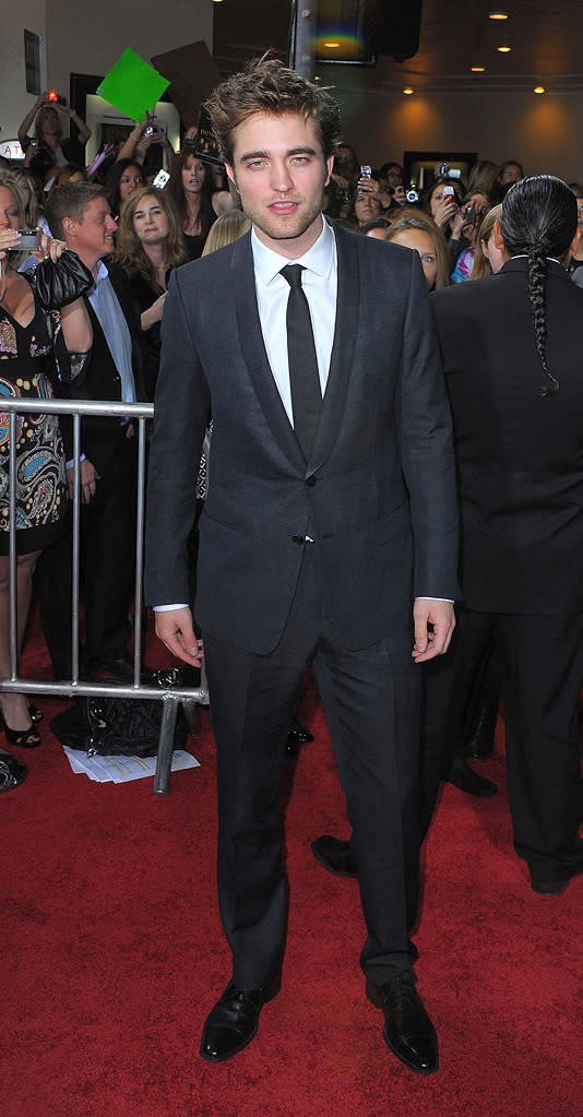 Twilight Saga New Moon LA Premiere 2009 Robert Pattinson