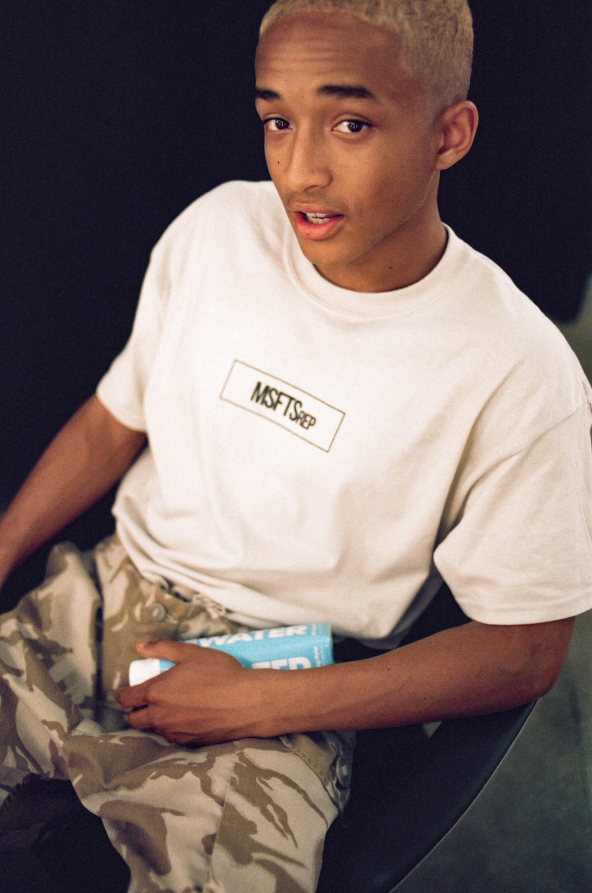 Jaden Smith, Dedicated Environmental Advocate, Made a Powerful Statement by  Carrying Boxed Water on the Red Carpet