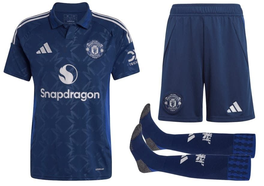 Manchester United away kit