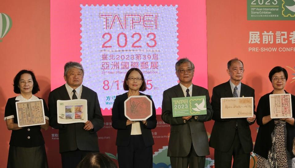 台北亞洲國際郵展8/11登場，將展出全球最貴郵票「英屬蓋亞那一分洋紅」，價值新台幣2.6億元。(劉品希 攝)