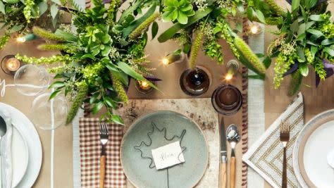 Wheat Wreath Embroidered Dinner Napkins, Thanksgiving Table Decor