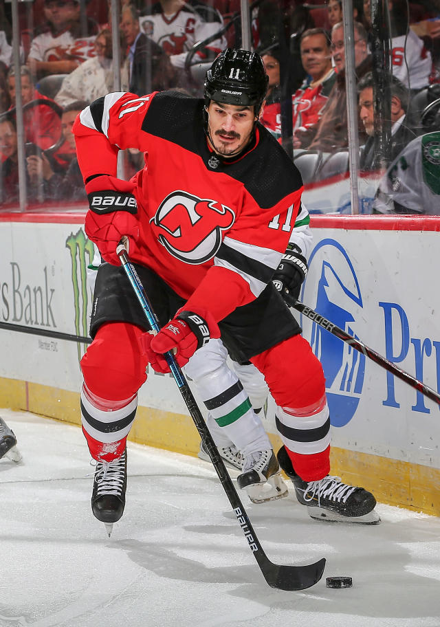 NHL's Brian Boyle Continues Leukemia Treatment as Season Starts