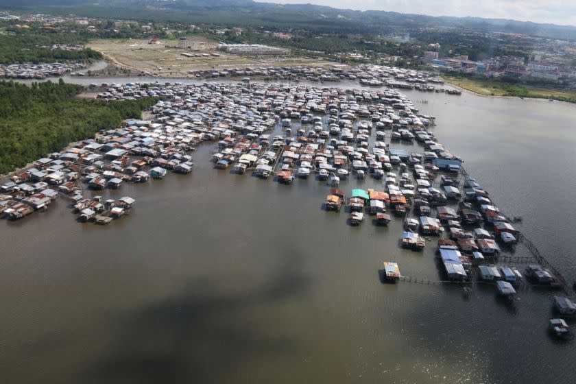 A water village squatter colony in Lahad Datu, Sabah. The US travel advisory is specifically for eastern Sabah while the rest of the country is categorised as Level 1. — Picture courtesy of Esscom