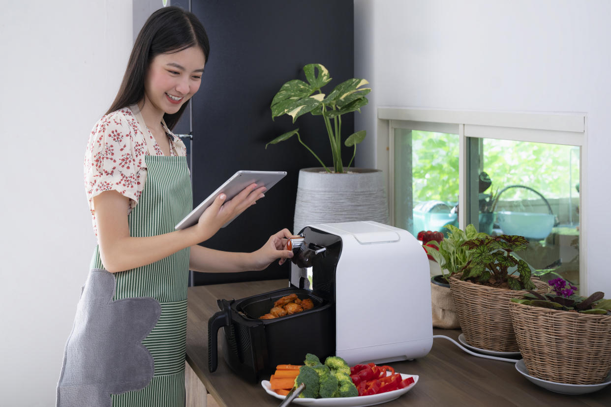 Air Fryer machine for cooking a fried chicken for today dinner