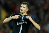 <p>Dans ce nouveau maillot third siglé Jordan, Thomas Meunier fête sa réduction du score, en montrant le logo du Paris Saint-Germain. (crédit Getty) </p>