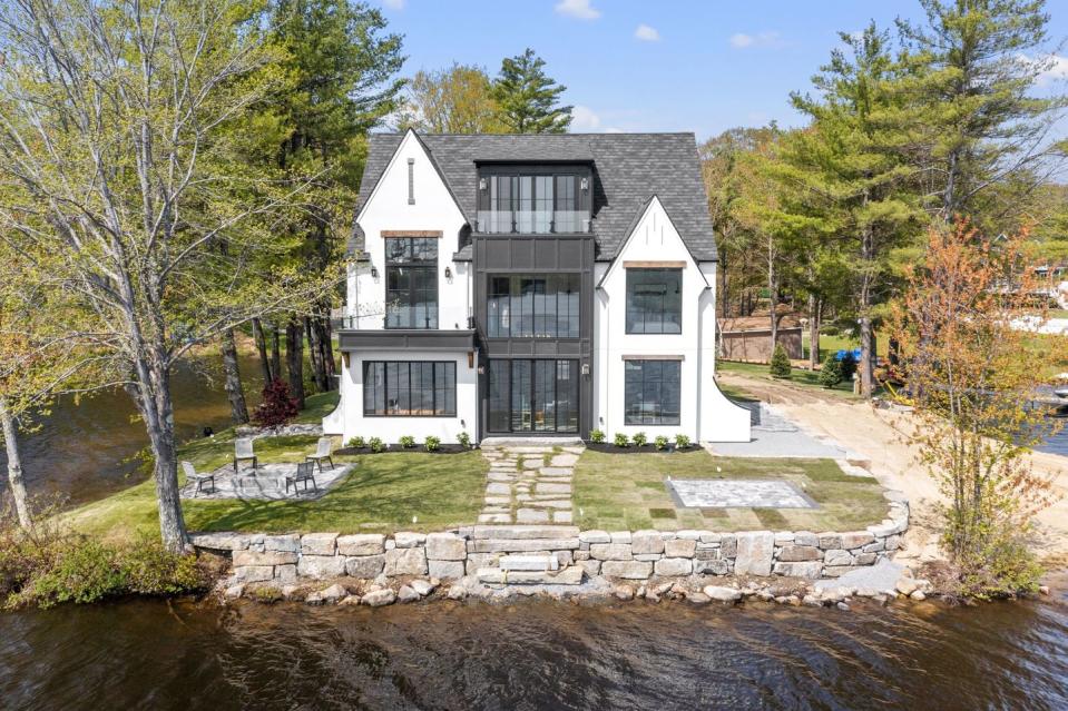 winchendon, massachusetts lakefront cottage