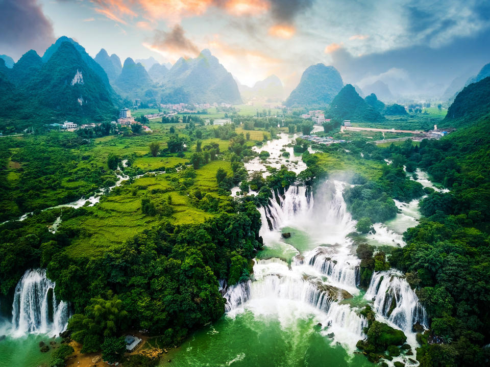 Ban Gioc Detian waterfall in Vietnam (Photo: Stefan Tomic via Getty Images)