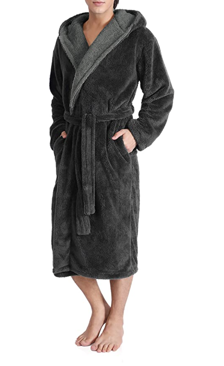 David Archy Men's Hooded Fleece Robe (Photo via Amazon)