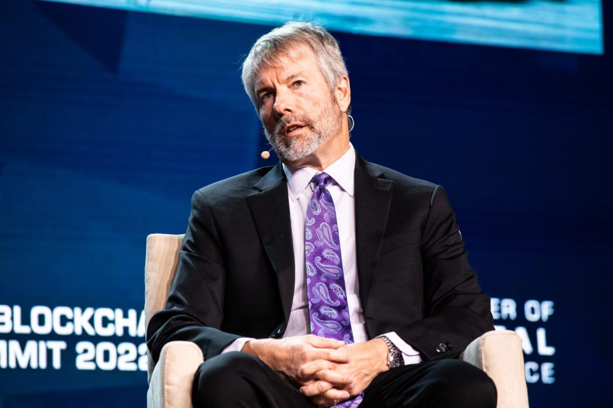 Michael Saylor’s MicroStrategy buys $29.3 million in Bitcoin with price near $28,000