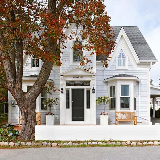 Maximize curb appeal with an exterior makeover. See how these facades went from ordinary to unforgettable.