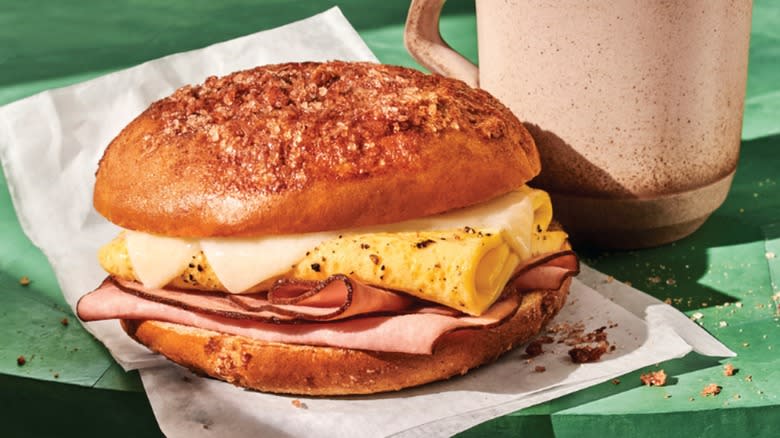 ham egg and cheese bagel