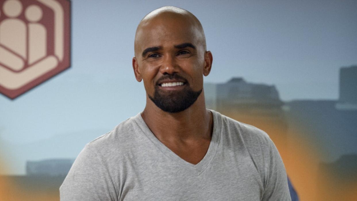  shemar moore smiling on s.w.a.t. 