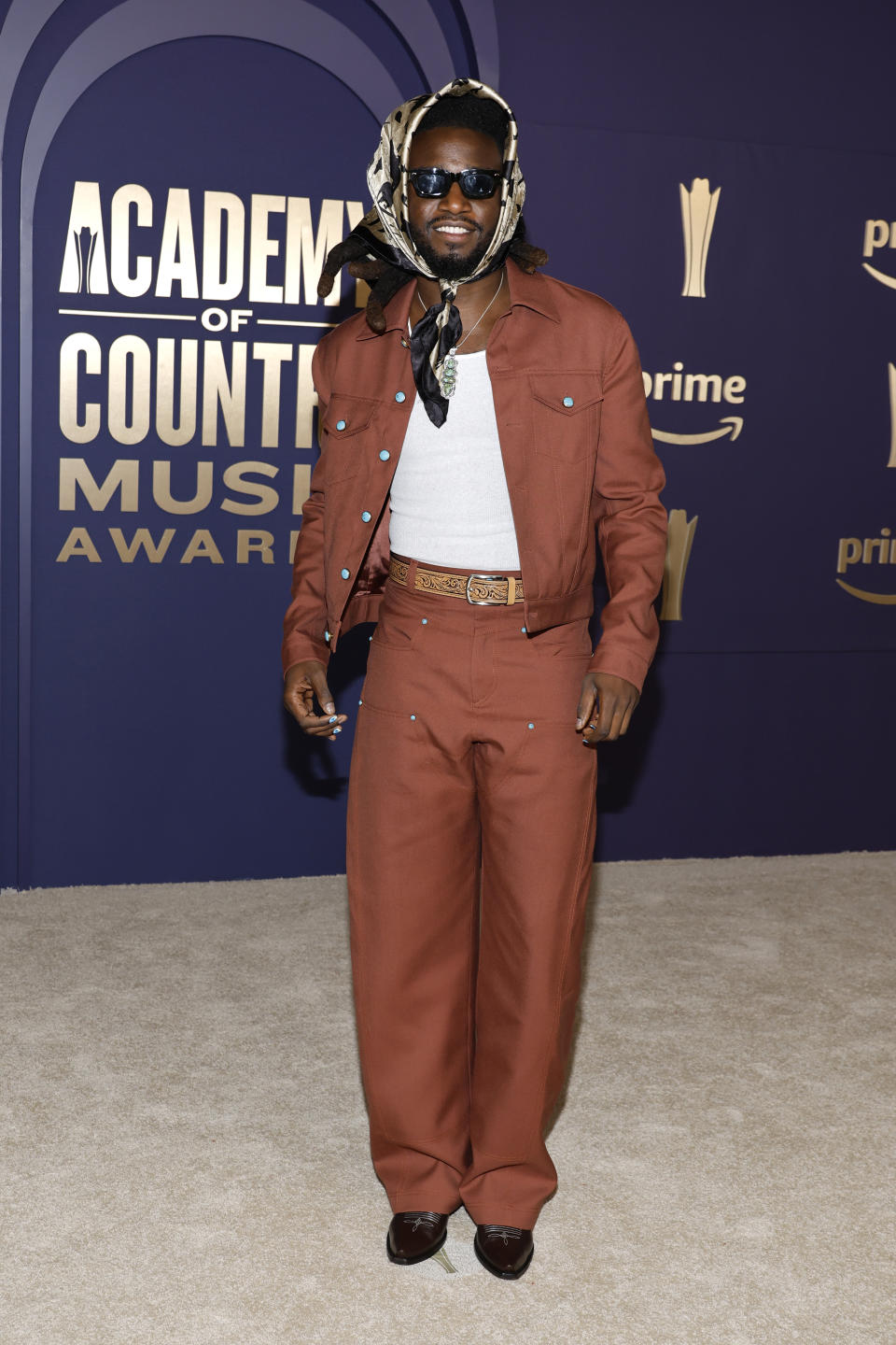 Shaboozey attends the 59th Academy of Country Music Awards wearing Louis Vuitton shoes