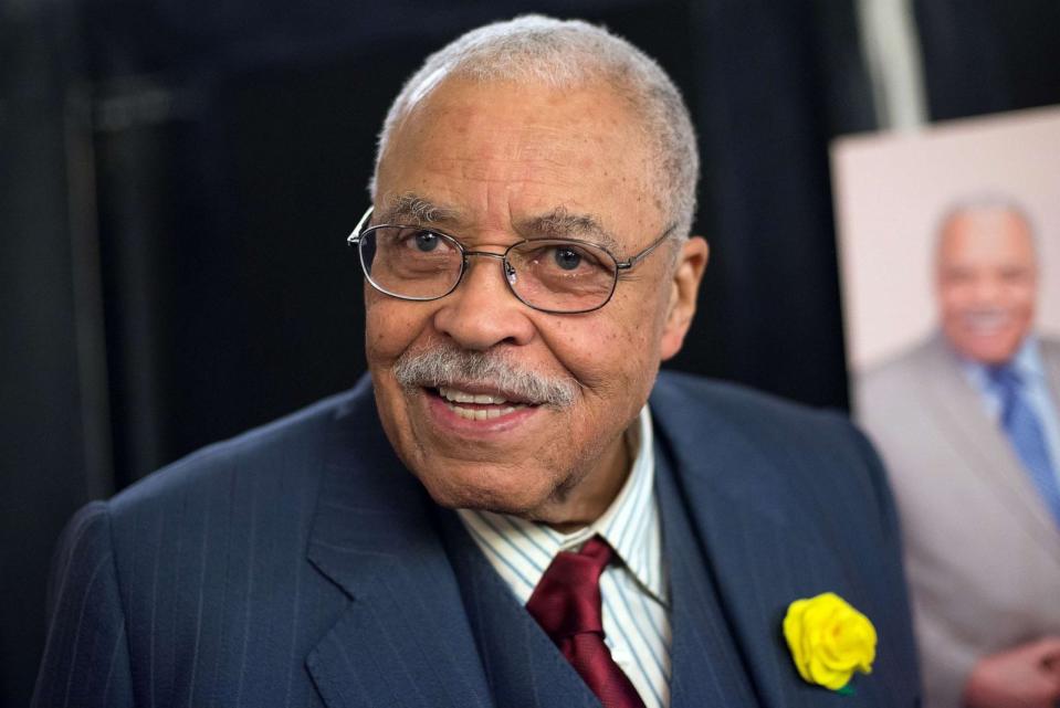 PHOTO: James Earl Jones attends 'The Gin Game' Broadway opening night after party at Sardi's on October 14, 2015 in New York City. (Mike Pont/WireImage/Getty Images, FILE)