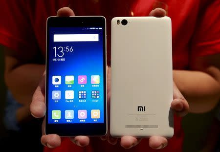 Xiaomi's latest smartphone Mi 4i are displayed in Taipei, Taiwan, in this May 7, 2015 file picture. REUTERS/Pichi Chuang/Files