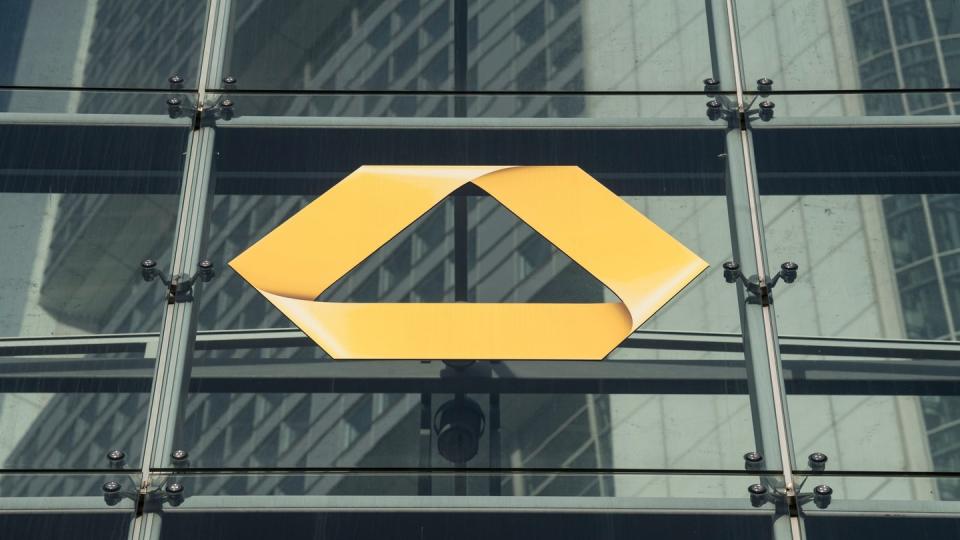 Die Commerzbank wirbt massiv um Kunden. Von Januar bis März wurden im Segment Privat- und Unternehmerkunden in Deutschland 123.000 zusätzliche Kunden gewonnen - vor allem dank der Online-Tochter Comdirect. Foto: Boris Roessler